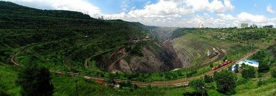 湖南河池市坤合礦業(yè)開(kāi)發(fā)有限公司河池市金城江區保平鄉下元洞方解石礦